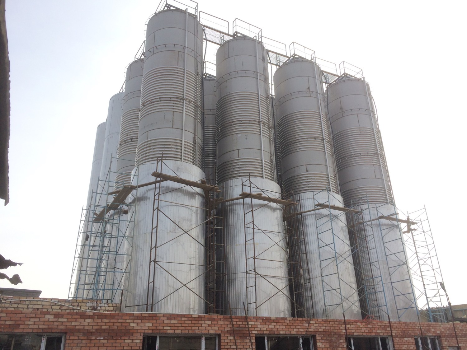 Изготовление промышленных резервуаров для производства и хранения